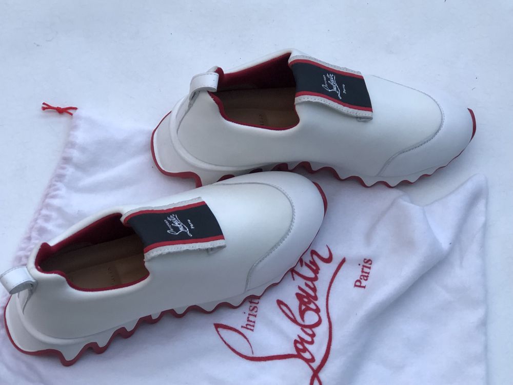Круті Кросівки Christian Louboutin  Розмір 39 нові