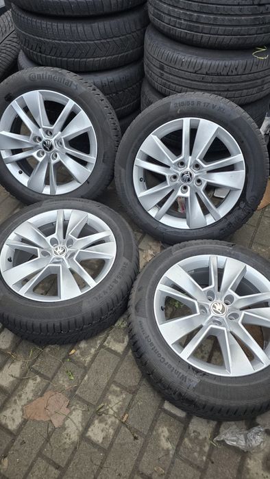 Felgi Skoda 17” + opony zimowe Continental 215/55 R17