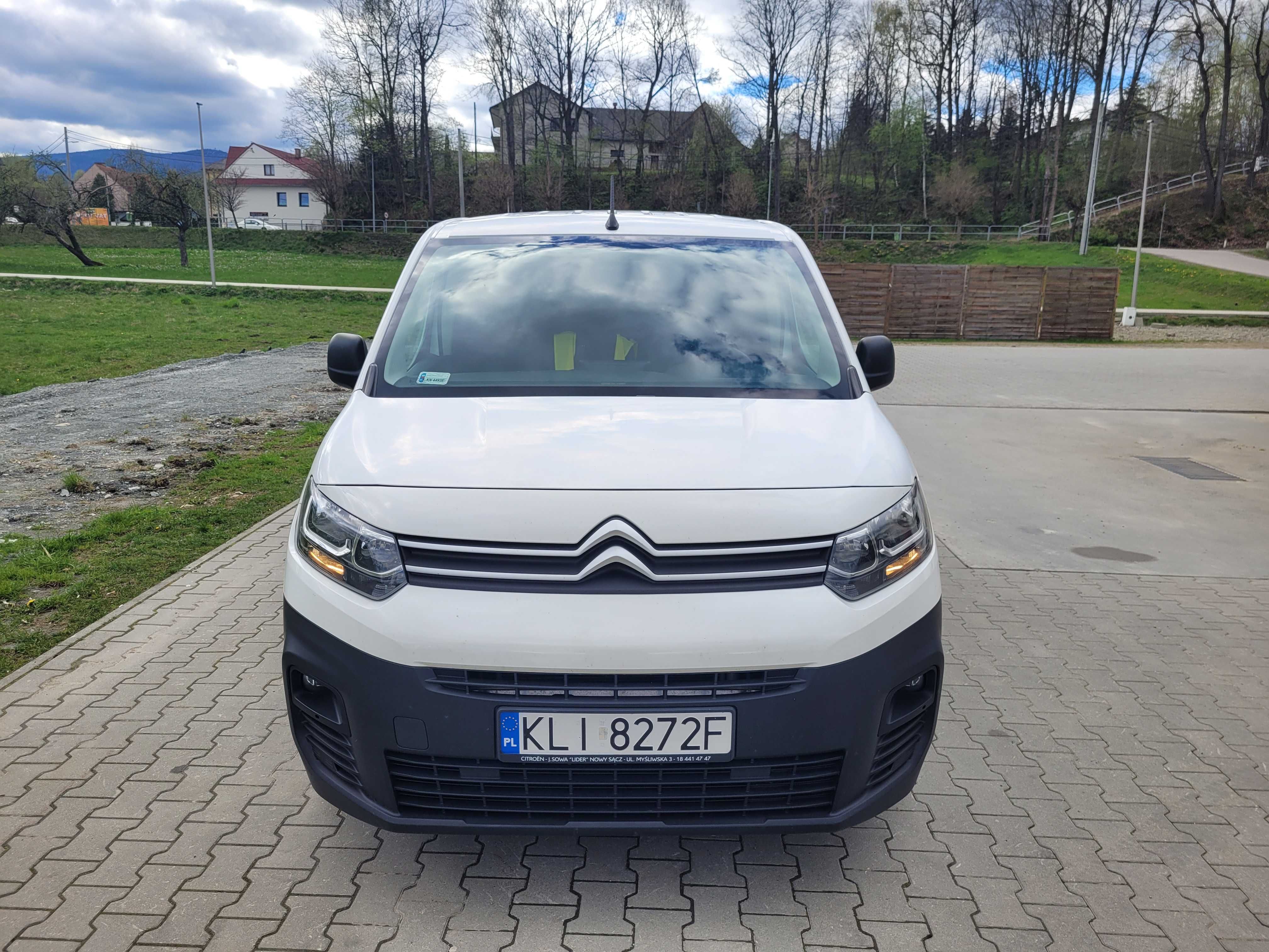 Sprzedam Citroen Berlingo dostawczy 3 osobowy