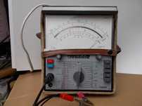 Multimetr  elektroniczny V 640