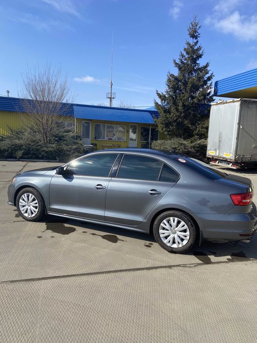 Volkswagen Jetta 2015 автомат 2.0 газ/бензин