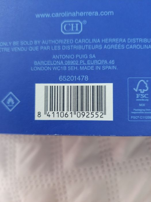 Pudełko kartonowe Carolina Herrera