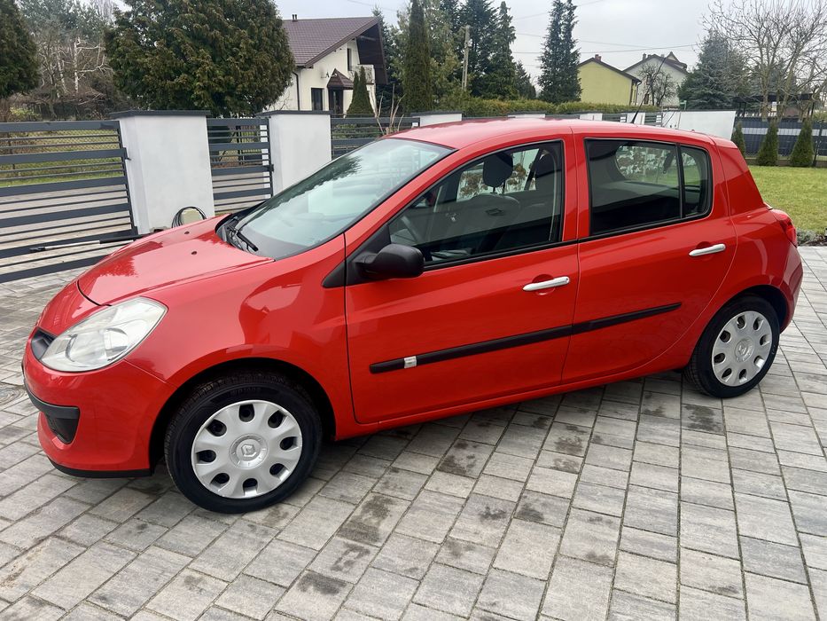 Zadbane Renault Clio 1.2B 2009r