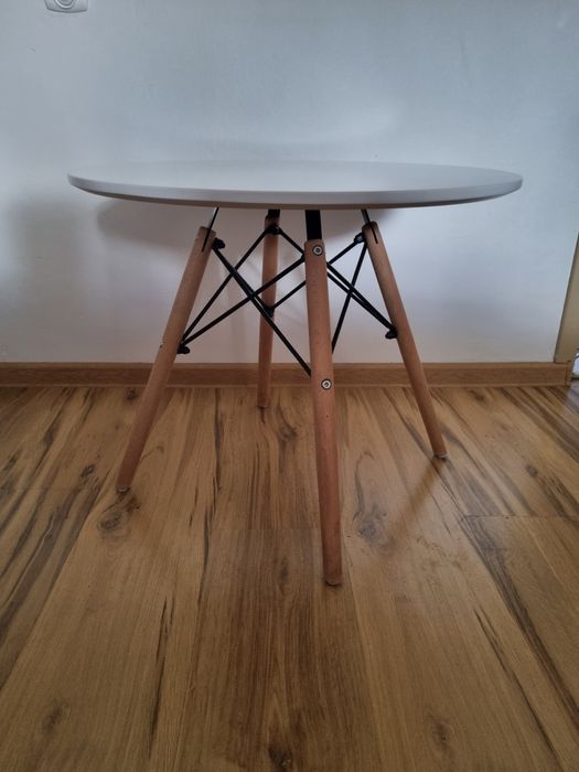 Stolik dziecięcy skandynawski