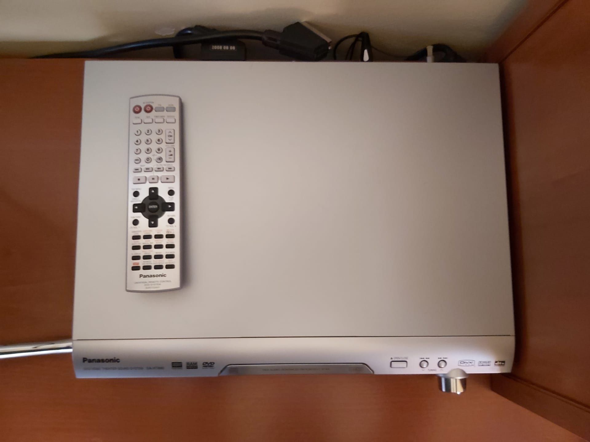 Aparelhagem Panasonic com colunas