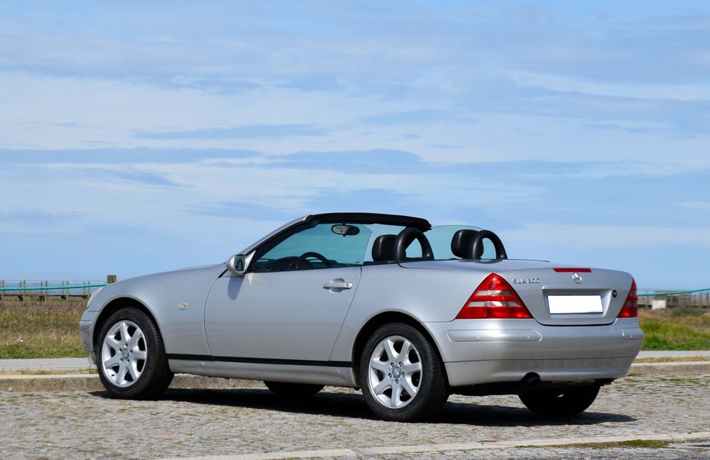 Mercedes SLK 200 - Desde 100€ /mês