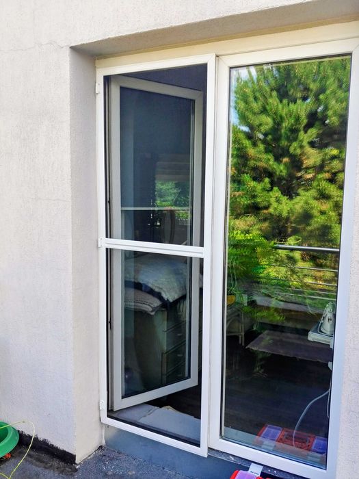 Moskitiera drzwiowa na balkon, taras - dostawa i montaż