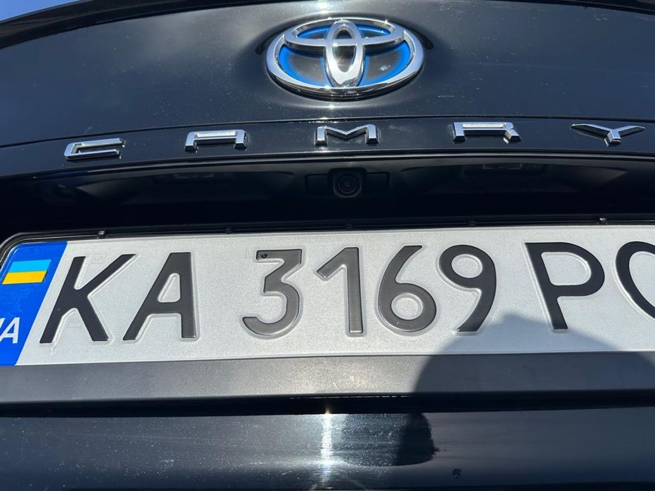 Автомобіль Toyota Camry 70, 2022 рік, гібрид, Тойота Камрі 70, 64000