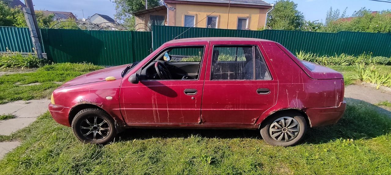 Продам Dacia з газом