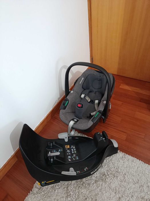 Maxi-Cosi Pebble 360 + FamilyFix 360
