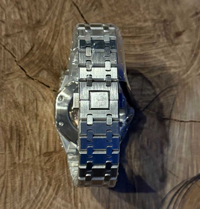 Relógio Suíço Royal King Jules Louis Edward - 42mm - Branco