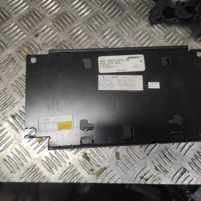 Wzmacniacz Audi A8 D2 4D003,5225