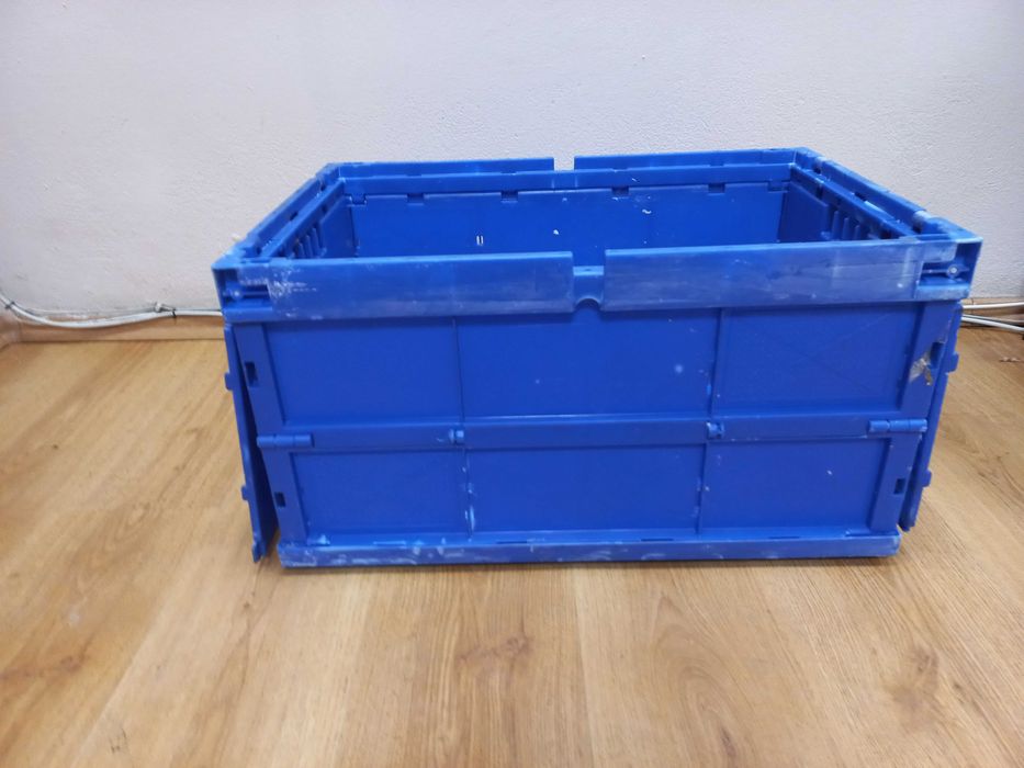 Pojemniki plastikowe składane pełne ,standartowe