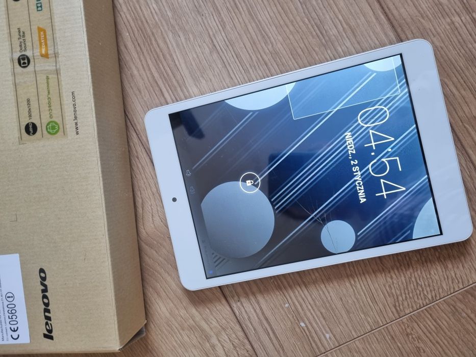 15. Tablet Lenovo TAB 2 A10-70 uszkodzony, na części