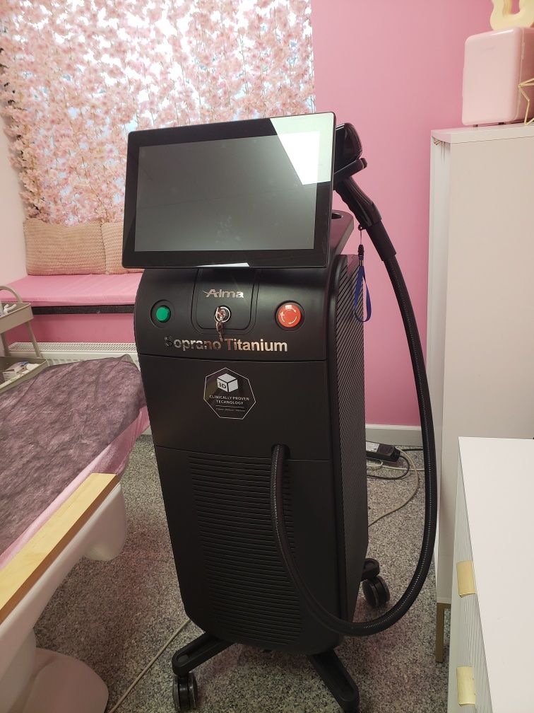 Laser diodowy do depilacji Soprano Titanium 755/808/1064 nm 4000W