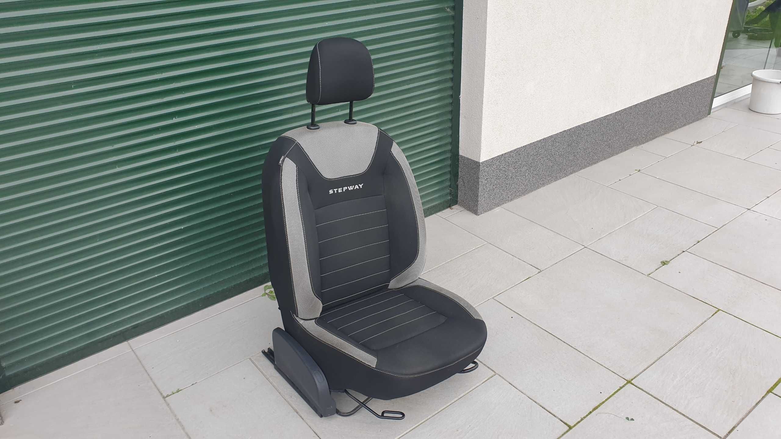 Dacia sandero stepway II 2 lift prawy fotel pasażera