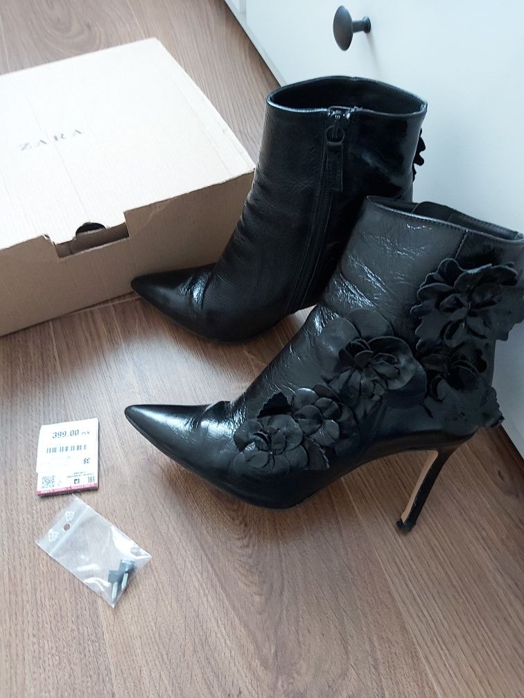 Zara botki skóra naturalna czarne z kwiatkami szpilki sexy rozmiar 38