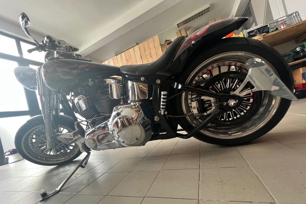 Harley Davidson FAT BOY  one of one Costum
