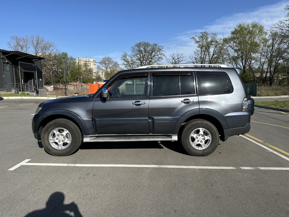 В продаже Mitsubishi Pajero Wagon 2007 3.0 Газ/бенз