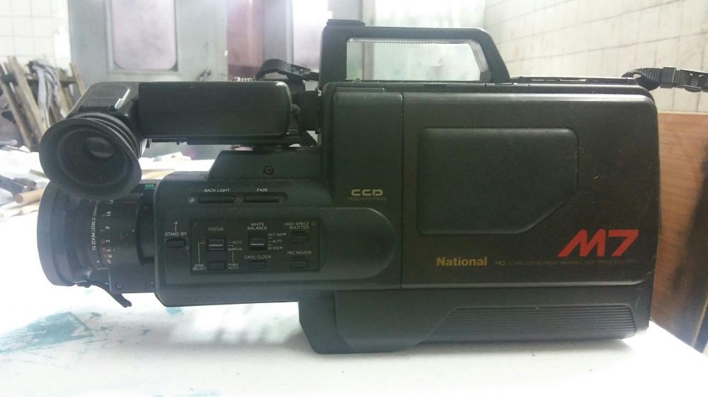 Vintage Camera Filmar National VHS p/ coleção