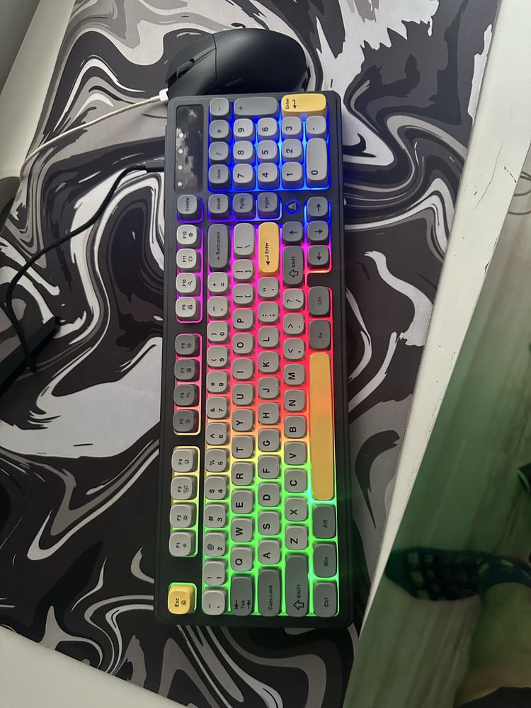 Zestaw gamingowy klawiatura i mysz Ajazz