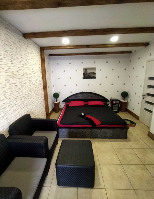 Продаж!Діючий  бізнес!Фасад!?Стеценко!.Подольський р-н.11сот.2буд.