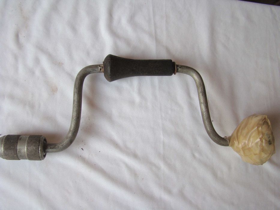 Молотки, гвоздодер, коловорот