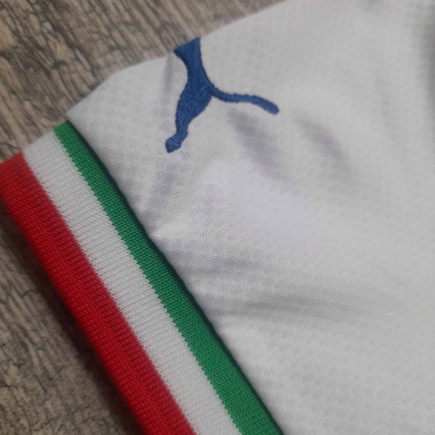 Koszulka Puma biała 128 cm Włochy