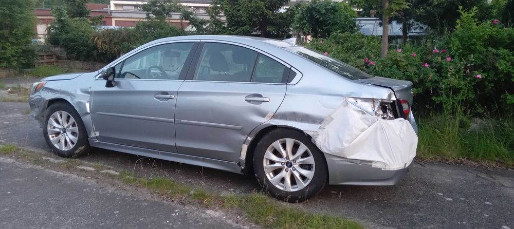 Subaru Legacy 2.5 benzyna 2017 37 TKM!!! 4x4 Zarejestrowany w PL