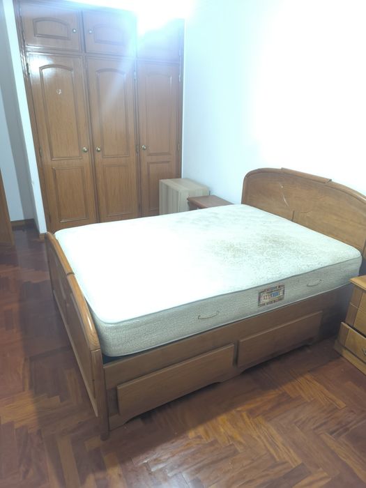 Alugo  2 quartos  amadora