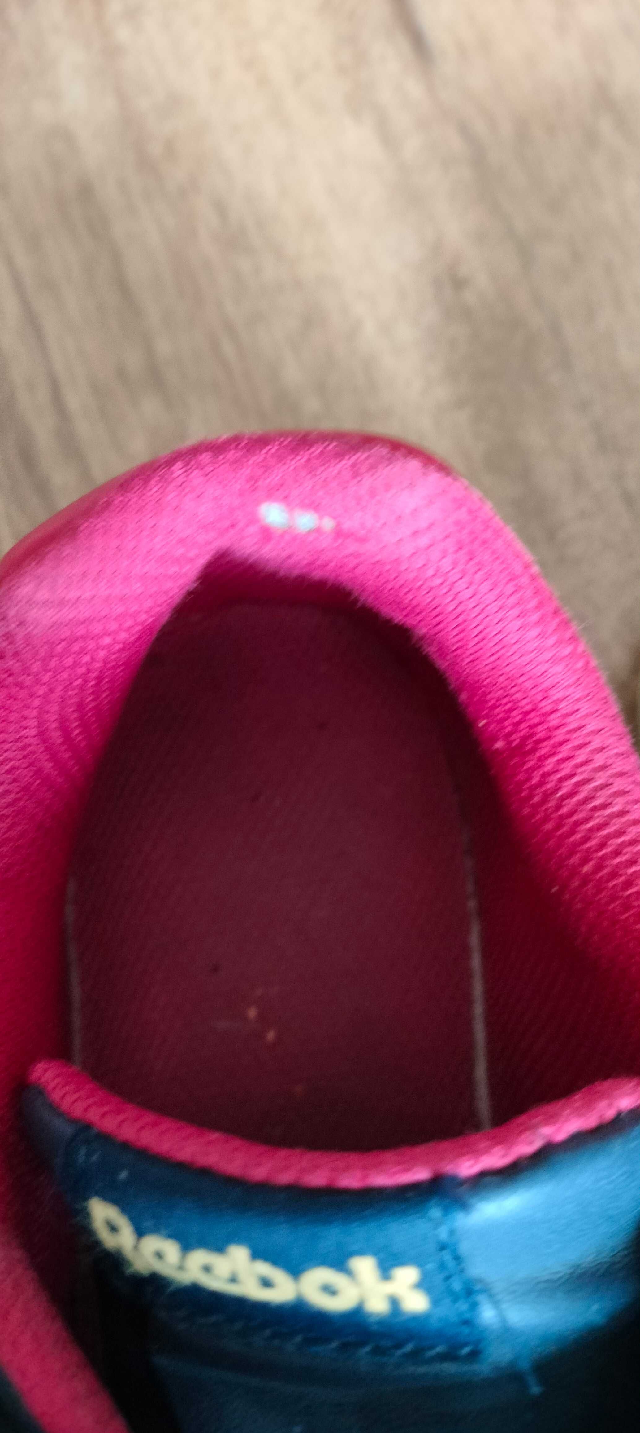 Buty chłopięce Reebok na przylepce 33 22 cm