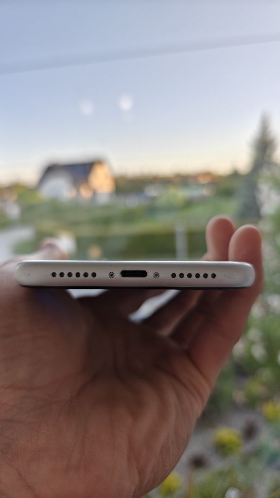 iPhone Xr 128gb white
