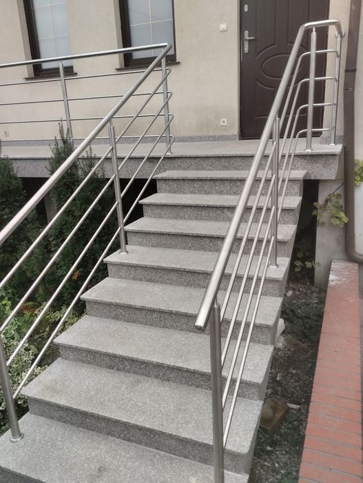 Balustrady ze stali Nierdzewnej