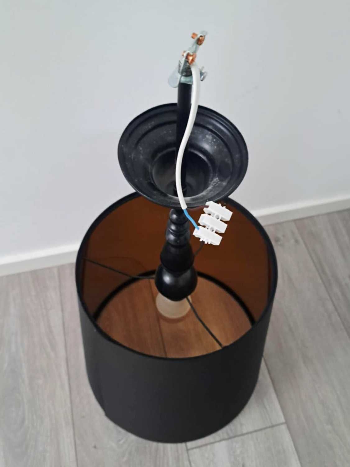 Lampa w stylu loft, czarna, miedziane wnętrze