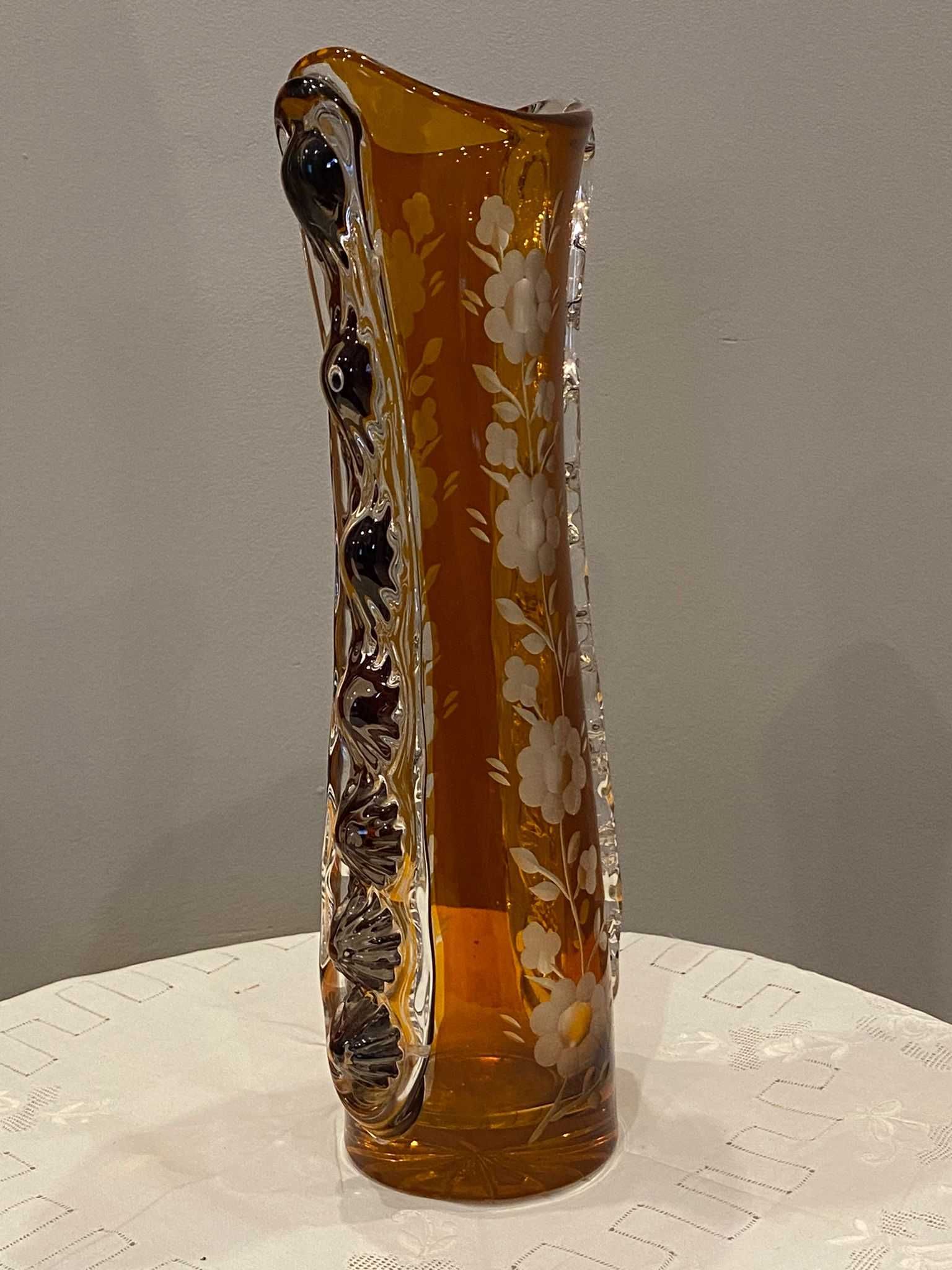 Duży kolekcjonerski wazon, Huta Szkła Kryształowego Julia.