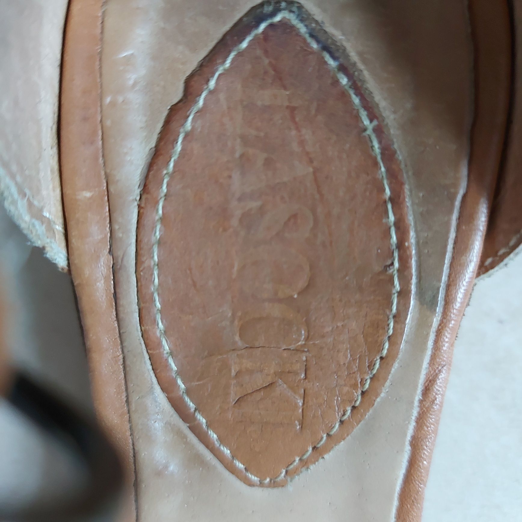 Lasocki r.35 czółenka  sandałki skóra na koturnie z korka
