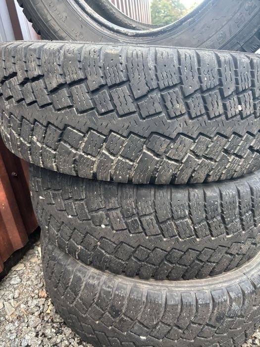 Sprzedam Opony 235/65/16