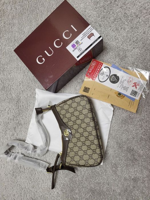 Сумка багет Gucci