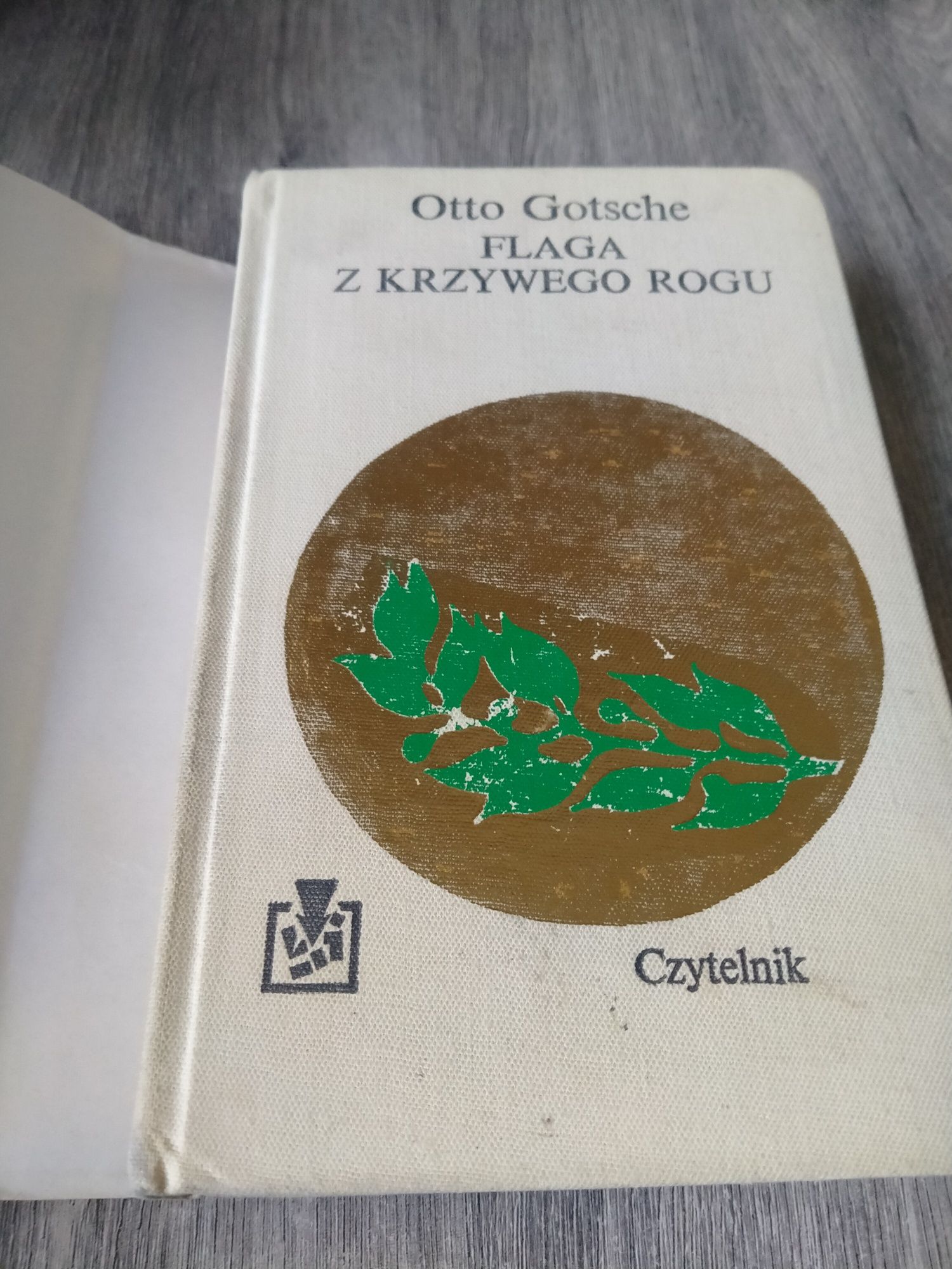 Otto Gotsche Flaga z krzywego rogu