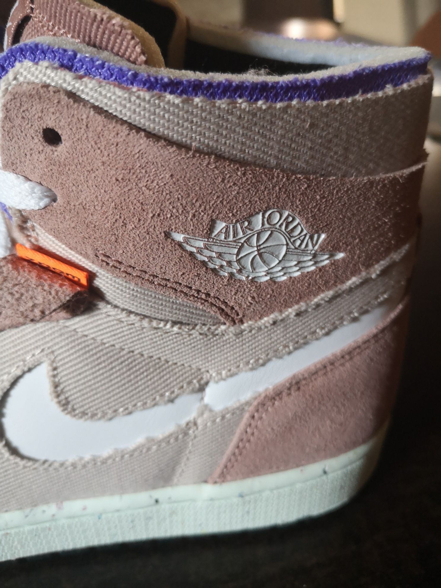 Nike Jordan 1 High Zoom Air CMFT Biały Daybreak Tropical Twist