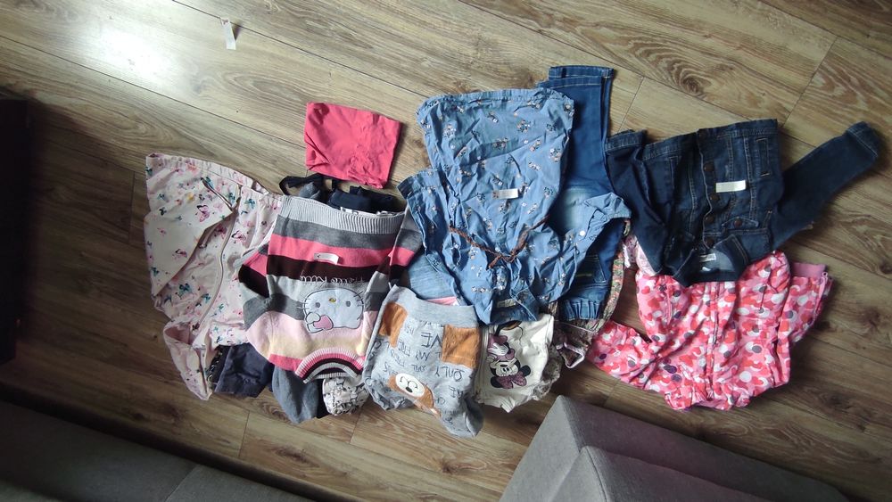 Paka Sprzedam całość 86 -110 dla dziewczynki