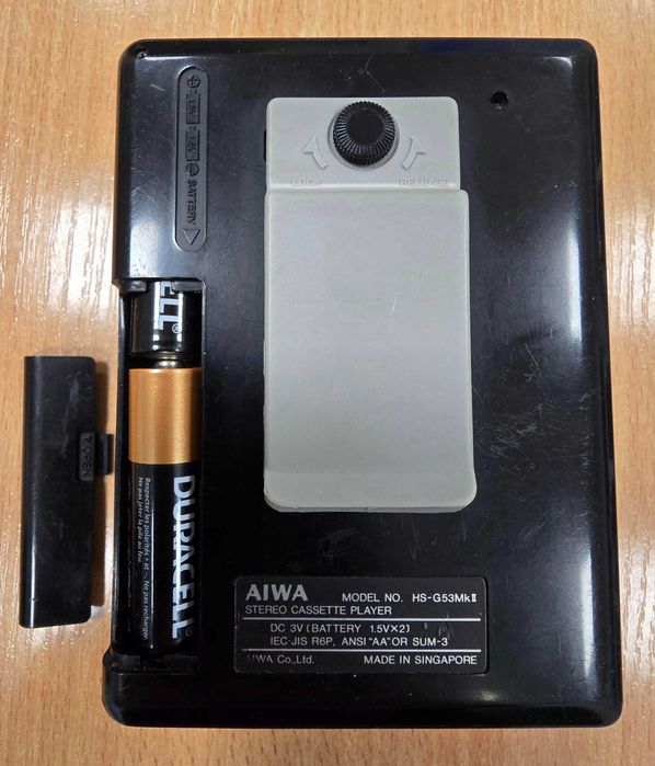 Walkman Aiwa HS-G53 Mark II z SuperBass i Auto-Rewers