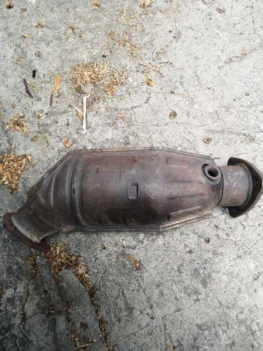 Katalizator VW Audi 8D0 178 BE