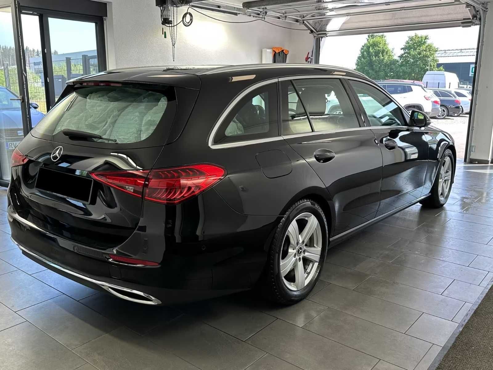 Mercedes-Benz C 200
T d Avantgarde