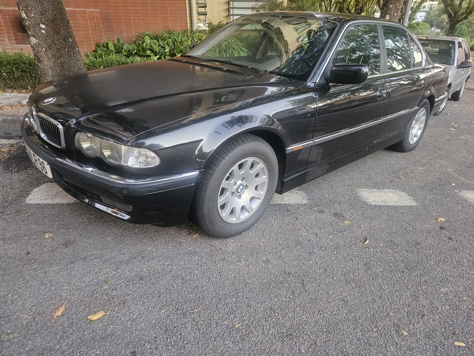 Bmw 735i v8 original