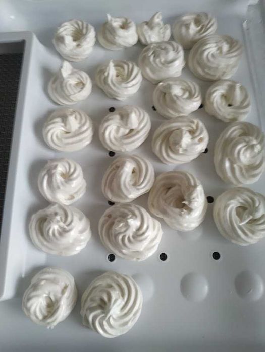 Пельмені, вареники, млинці, чебуреки, та торти і бенто торти