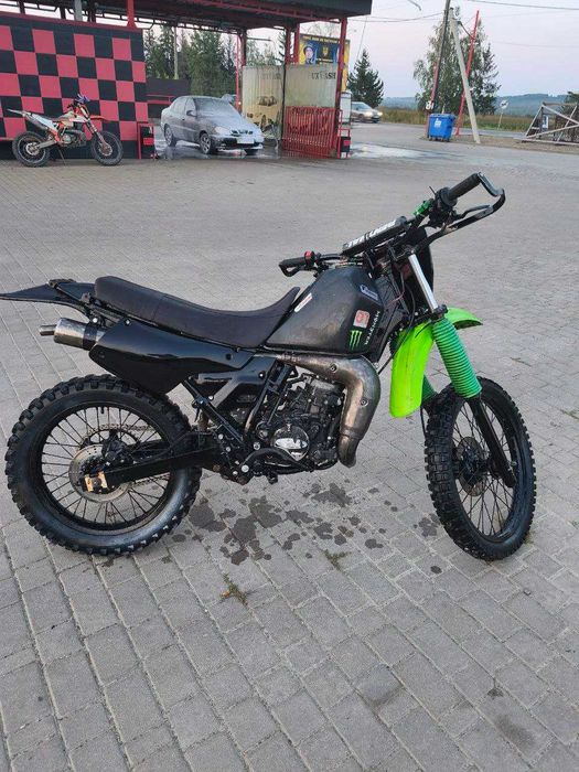 Kawasaki кмх 125