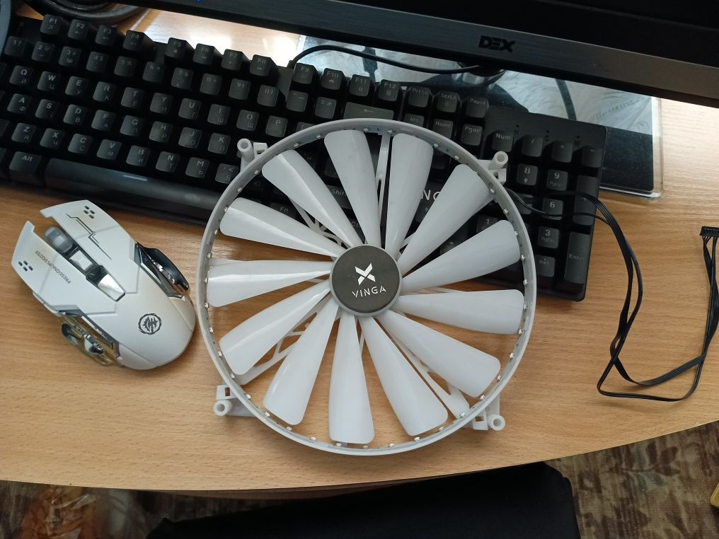 Кулер Vinga с RGB подсветкой