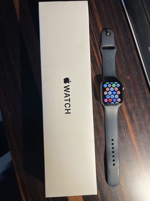 Apple Watch SE 44mm em otimo estado