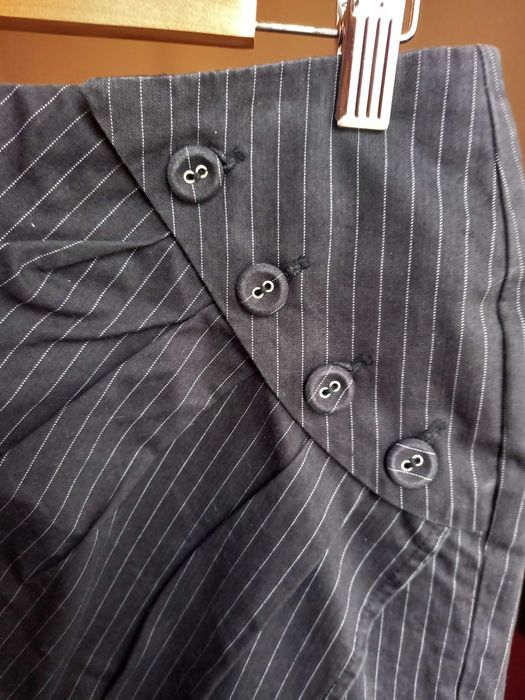 Elegancka spódnica ołówkowa, asymetryczny krój, River Island, r. 38